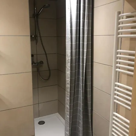 6 Personnes Pied Des Pistes